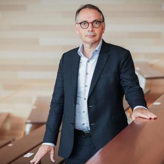 Prof David Alis