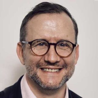 Dr Simon Moralee